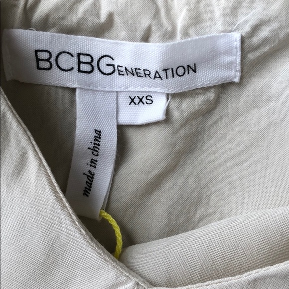 BCBGeneration Ruffled Tank - Picture 3 of 5